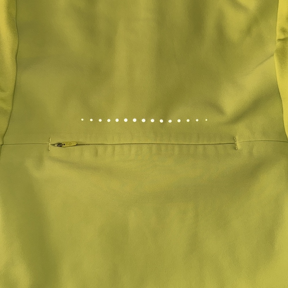 Lululemon Cross Chill Jacket *RepelShell in Wasabi Green Sz 14! - Picture 10 of 12